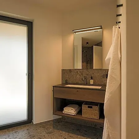 Agrad Hotel 5*