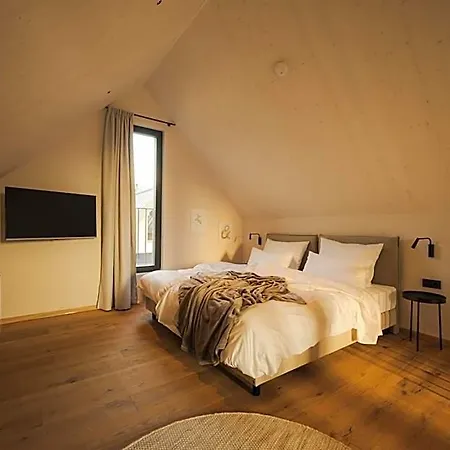 Agrad Hotel 5*