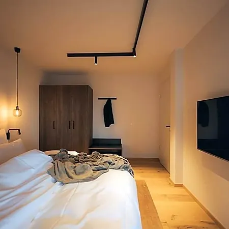 Agrad Hotel 5*